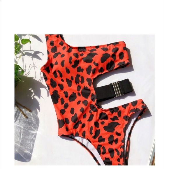 SALE - BOGO 6 for $20 🔥One Piece Bathing Suit - Picture 6 of 7